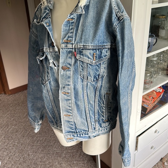 Levi’s 1980’s vintage distressed trucker jacket sz 46 - Picture 6 of 15